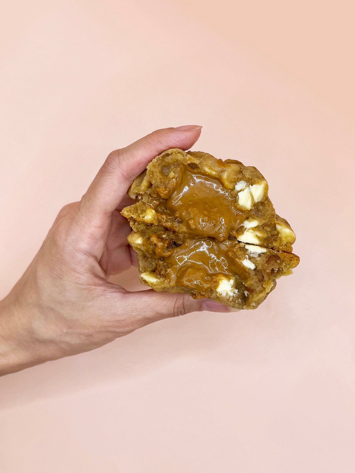 Biscoff White Chocolate Chunky Loaded Cookies